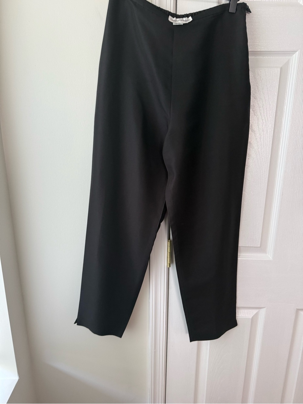 Bloomingdale’s 100% silk high waisted pants. Size 10p